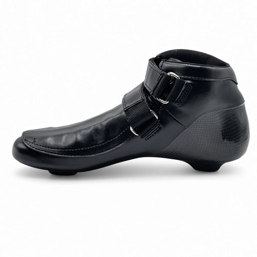 CBC ELEMENT black short track boot, side view